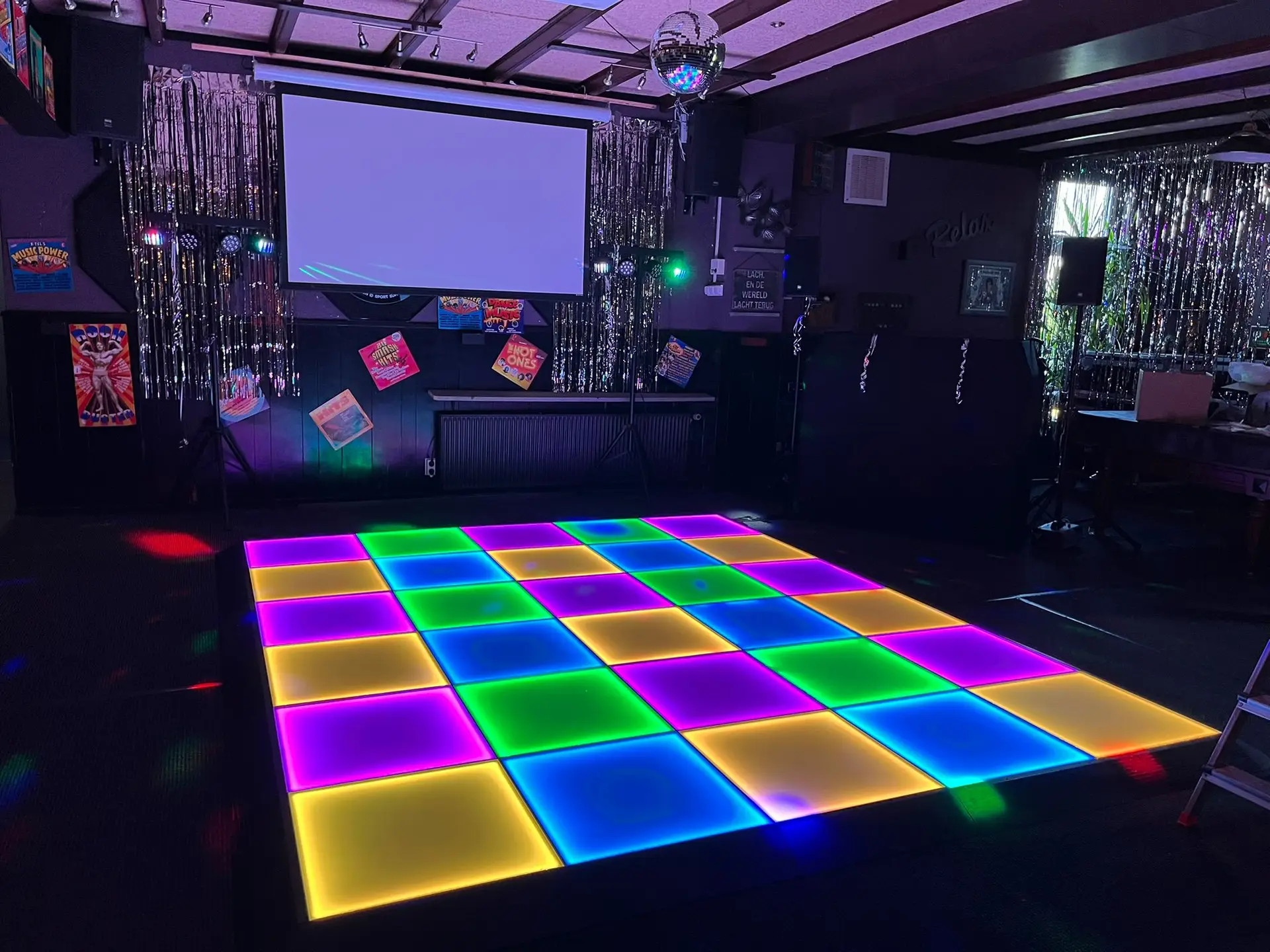 Illuminated dance floor setup